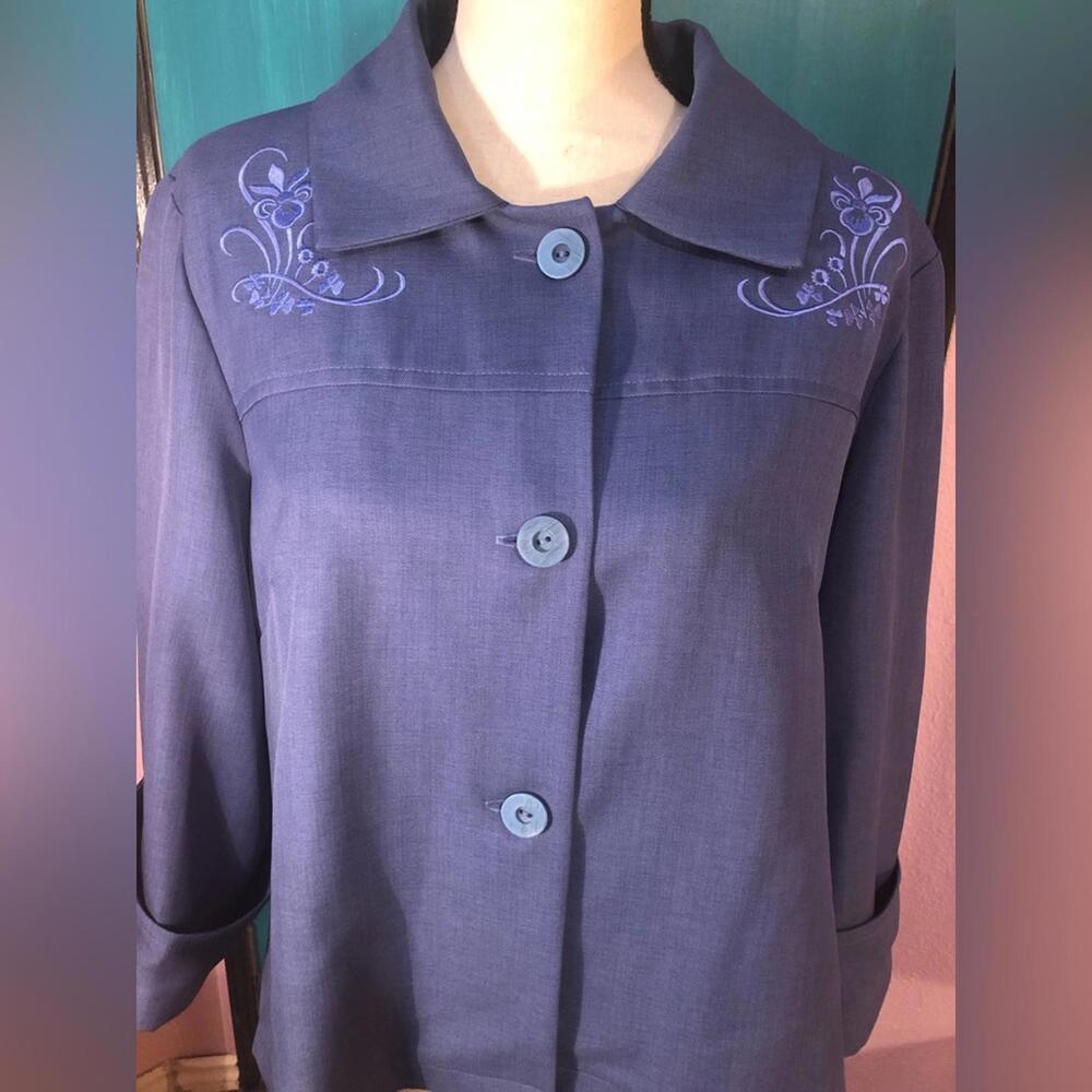 Vintage Embroidered 3/4 Sleeve Chunky Button Coat - Picture 6 of 9